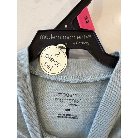 Modern Moments by Gerber Boys 18M 2-Piece Top and Cargo Pants Set Toddler New - Picture 3 of 8